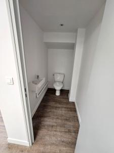 Louer Bureau 45 m2 Beaurecueil