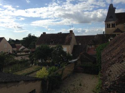 Louer Appartement Ligny-le-chatel 508 euros
