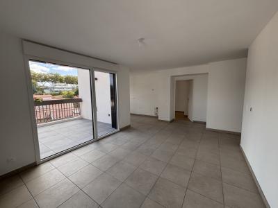 Louer Appartement 65 m2 Decines-charpieu