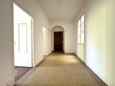 Louer Appartement 76 m2 Nice