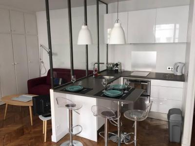 Louer Appartement 28 m2 Paris-9eme-arrondissement
