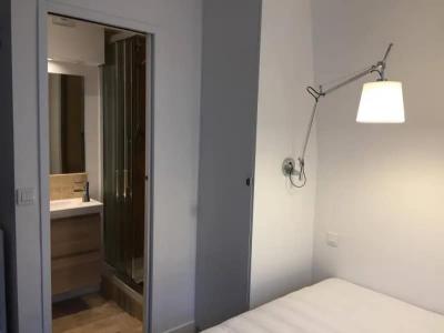 For rent Paris-10eme-arrondissement 2 rooms 32 m2 Paris (75010) photo 4