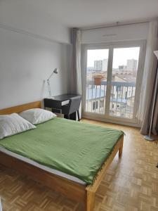 For rent Paris-19eme-arrondissement 2 rooms 44 m2 Paris (75019) photo 2