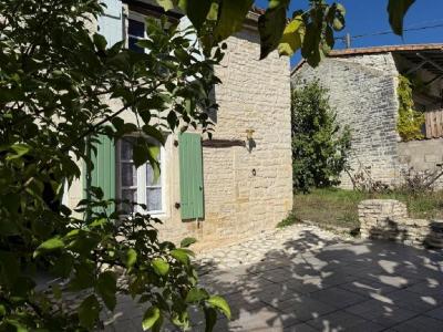 For sale MANSLE 2 rooms 48 m2 Charente (16140) photo 2
