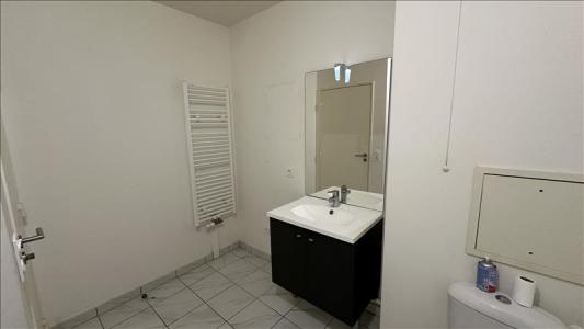 For rent Sarcelles 2 rooms 46 m2 Val d'Oise (95200) photo 2