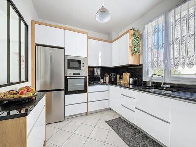 For sale Villejuif 4 rooms 70 m2 Val de Marne (94800) photo 0