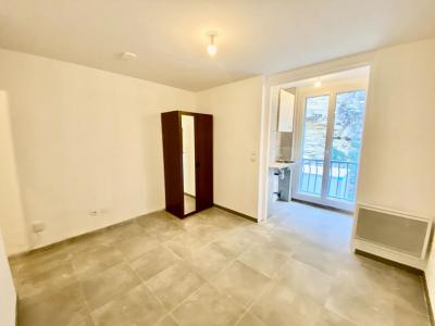 For rent Salon-de-provence 1 room 18 m2 Bouches du Rhone (13300) photo 1