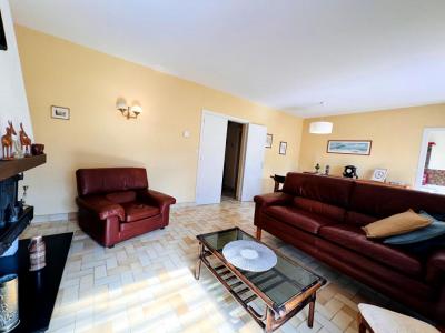 For sale Vannes 5 rooms 106 m2 Morbihan (56000) photo 2