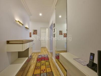 Louer Appartement 72 m2 Paris-16eme-arrondissement