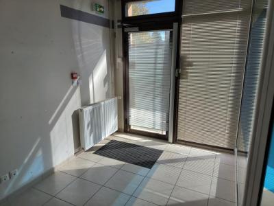For rent Annonay 3 rooms 52 m2 Ardeche (07100) photo 3