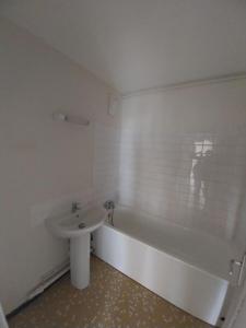 Louer Appartement Semur-en-auxois 439 euros