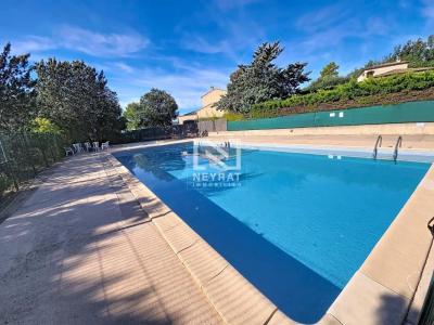 Acheter Appartement Saint-paul-en-foret 279000 euros