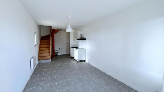 Annonce Location 2 pices Maison Pugnac 33