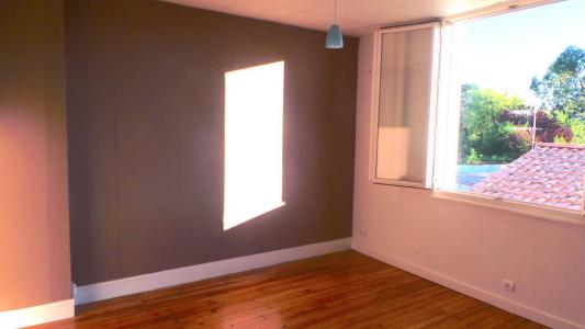 For rent Pessac 2 rooms 47 m2 Gironde (33600) photo 2