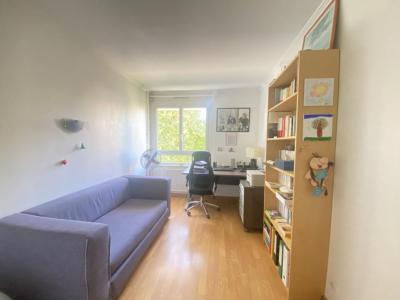 For sale Rennes 4 rooms 85 m2 Ille et vilaine (35200) photo 3