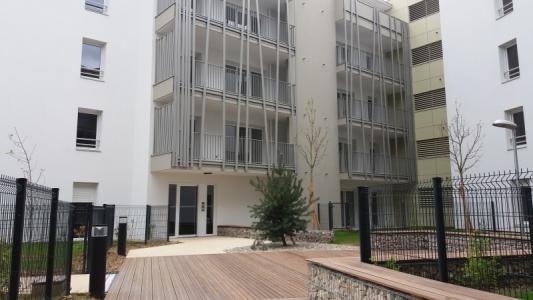 Annonce Location Parking Saint-priest 69