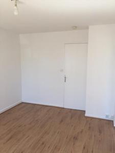 For rent Pessac 2 rooms 39 m2 Gironde (33600) photo 1