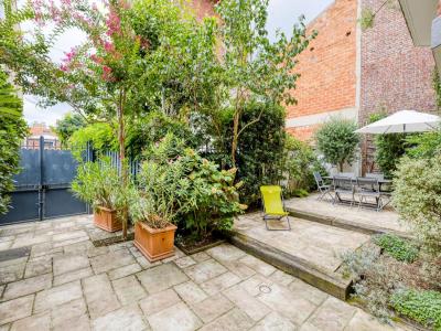 For sale Asnieres-sur-seine 7 rooms 141 m2 Hauts de Seine (92600) photo 0
