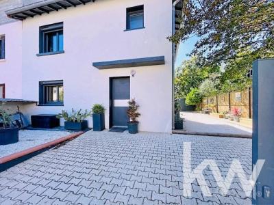 For sale Toulouse 4 rooms 95 m2 Haute garonne (31100) photo 0