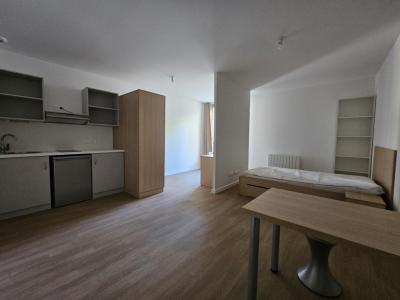 For rent Nimes 1 room 29 m2 Gard (30000) photo 0