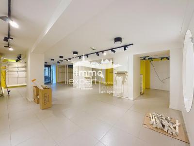 Louer Local commercial Mirecourt 15600 euros