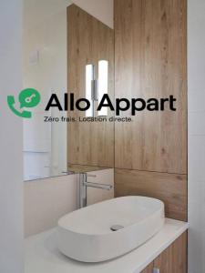 For rent Rennes 2 rooms 48 m2 Ille et vilaine (35000) photo 2