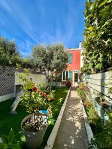 For sale Marseille-16eme-arrondissement 4 rooms 95 m2 Bouches du Rhone (13016) photo 4