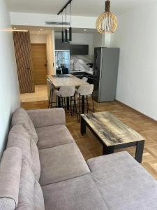 Annonce Vente 4 pices Appartement  06