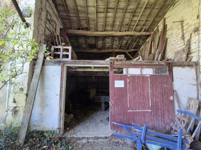 For sale 2 rooms 160 m2 Charente maritime (17700) photo 4