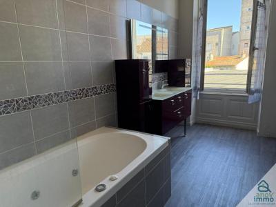 Acheter Appartement 113 m2 Angouleme