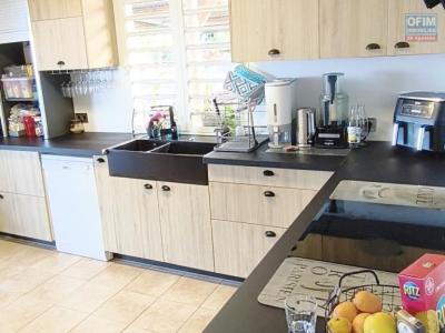 Louer Maison 115 m2 Saint-joseph