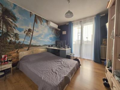 For sale Perpignan 7 rooms 154 m2 Pyrenees orientales (66000) photo 2