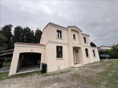 For rent Haillan 5 rooms 180 m2 Gironde (33185) photo 0