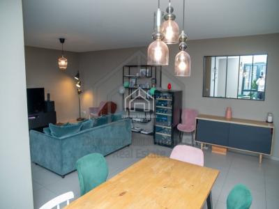 Annonce Location 4 pices Appartement Saint-genis-pouilly 01