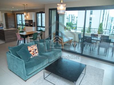 Louer Appartement 132 m2 Saint-genis-pouilly
