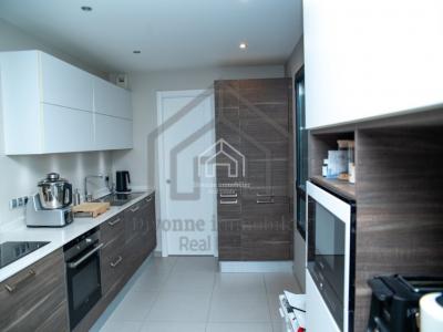 Louer Appartement Saint-genis-pouilly 2650 euros