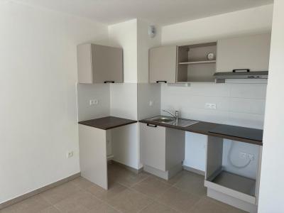 Louer Appartement 67 m2 Marguerittes