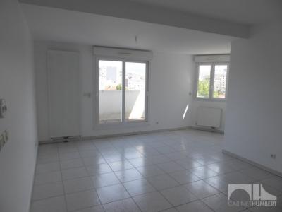 Louer Appartement 75 m2 Saint-etienne