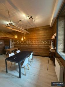 Louer Commerce 350 m2 Ravoire