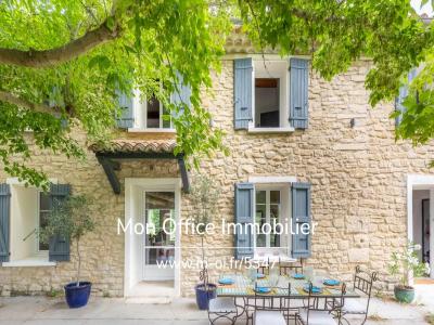 Acheter Maison 354 m2 Mazan