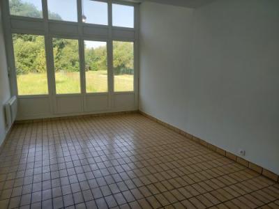For sale Vierzon 4 rooms 91 m2 Cher (18100) photo 3