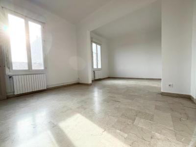 For rent Avignon 3 rooms 74 m2 Vaucluse (84000) photo 0