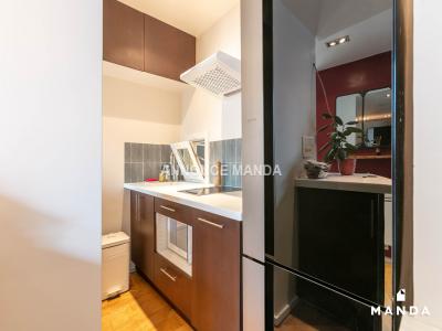 Louer Appartement 27 m2 Paris-4eme-arrondissement