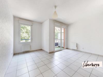For sale Meyzieu 2 rooms 45 m2 Rhone (69330) photo 3