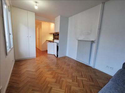 Louer Appartement 22 m2 Paris-11eme-arrondissement