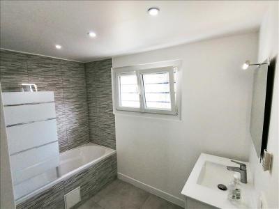 Louer Appartement Poissy 1300 euros