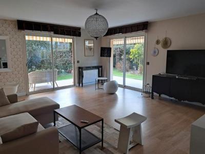 For rent Bouscat 4 rooms 100 m2 Gironde (33110) photo 2