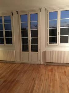 For rent Bordeaux 3 rooms 65 m2 Gironde (33000) photo 2