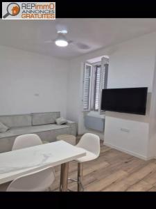 Louer Appartement 42 m2 Marseille-10eme-arrondissement