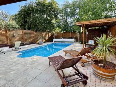 For sale Chassieu 8 rooms 182 m2 Rhone (69680) photo 0